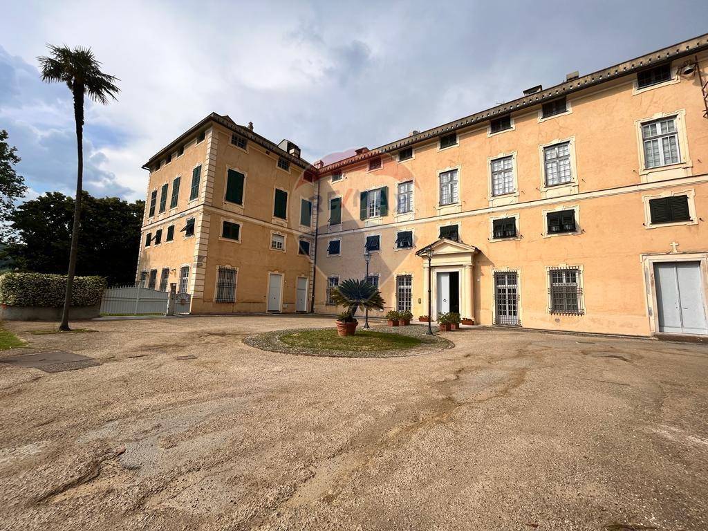 Appartamento in vendita a Genova via Sardorella, 85A