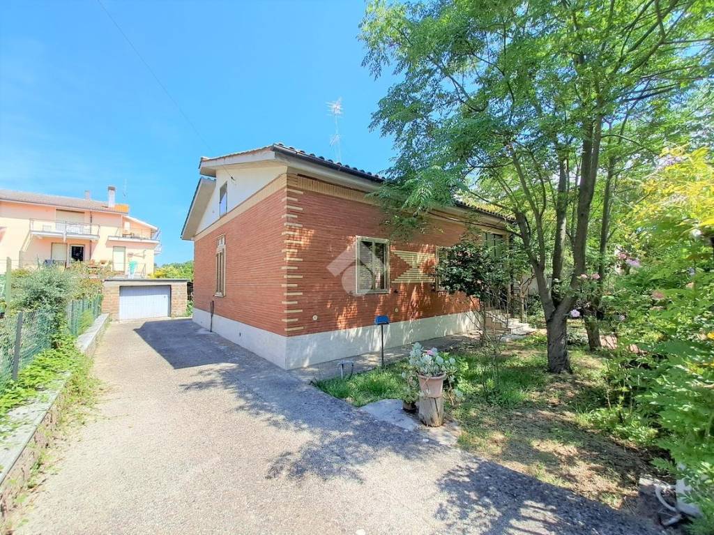 Villa in vendita a Rignano Flaminio via di Cantalamessa