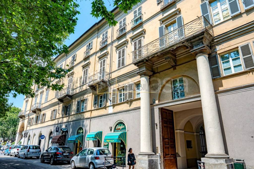 Appartamento in vendita ad Asti corso Alla Vittoria, 103