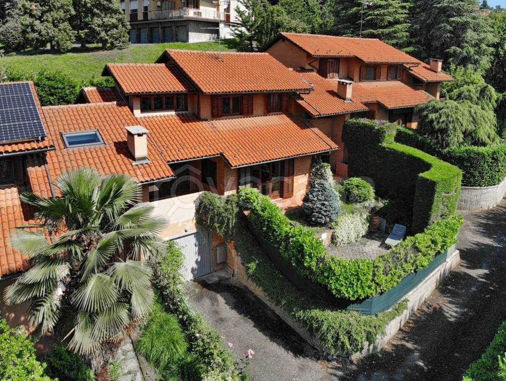 Villa a Schiera in vendita a Pino Torinese via Traforo, 12
