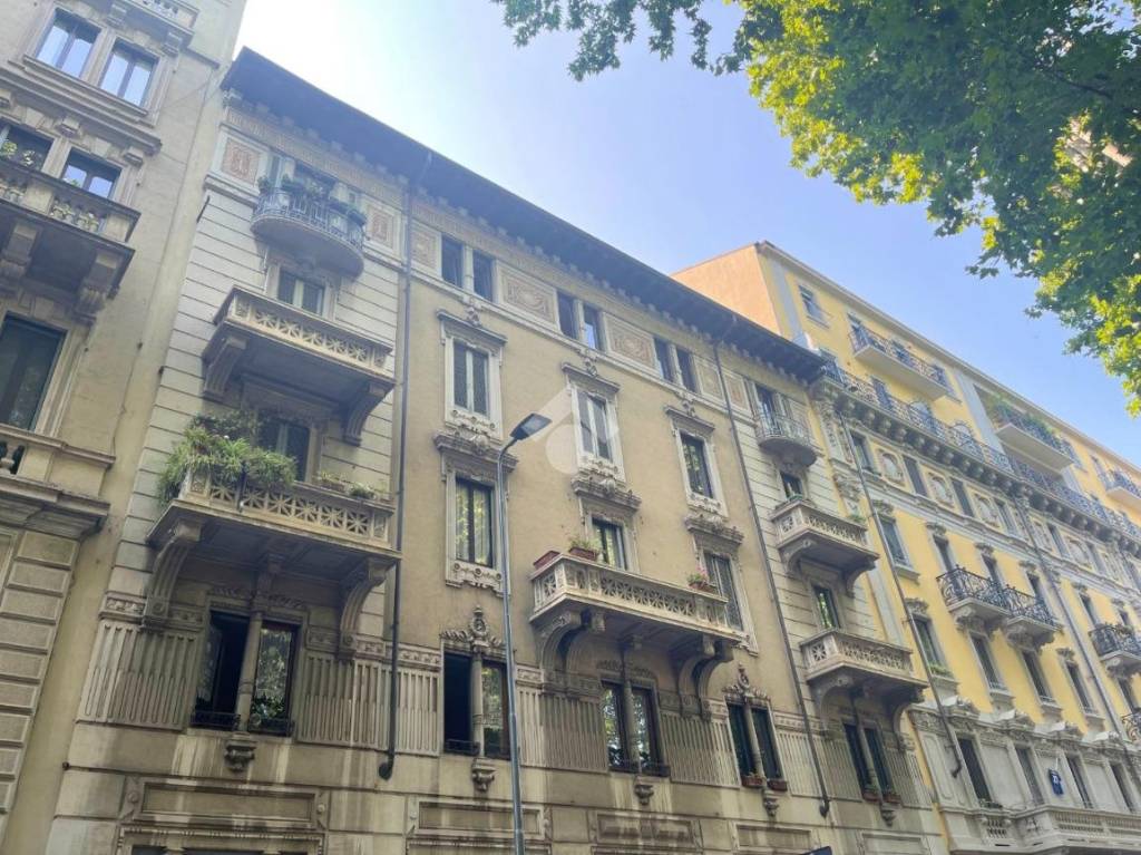 Loft in vendita a Milano via Giovanni Battista Morgagni, 30