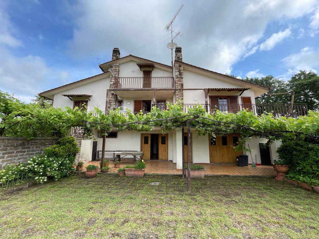 Villa in vendita a Bassano Romano strada Vicinale Fonte Capoccia