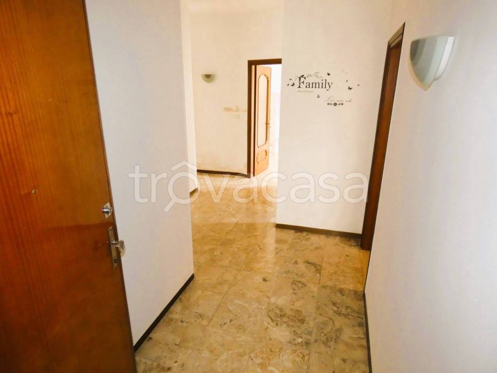 Appartamento in vendita a Bra via Palestro, 23