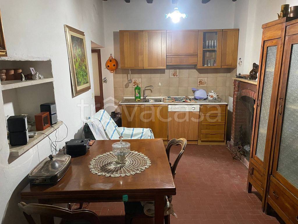 Appartamento in vendita a Ronciglione via Giuseppe Garibaldi