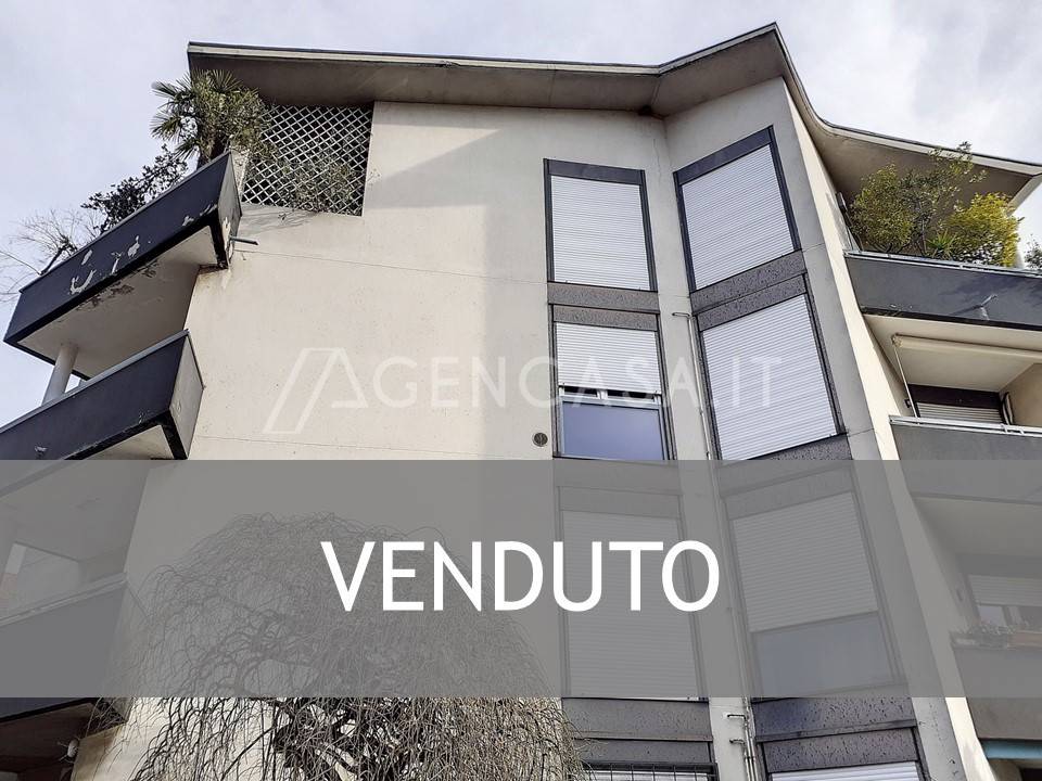 Appartamento in vendita a Senago via Alessandro Volta