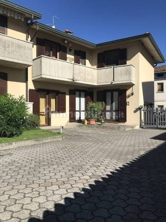 Villa a Schiera in in vendita da privato a Massalengo via della Chiesa, 20
