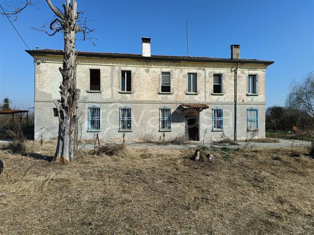 Villa in vendita a Bagnacavallo