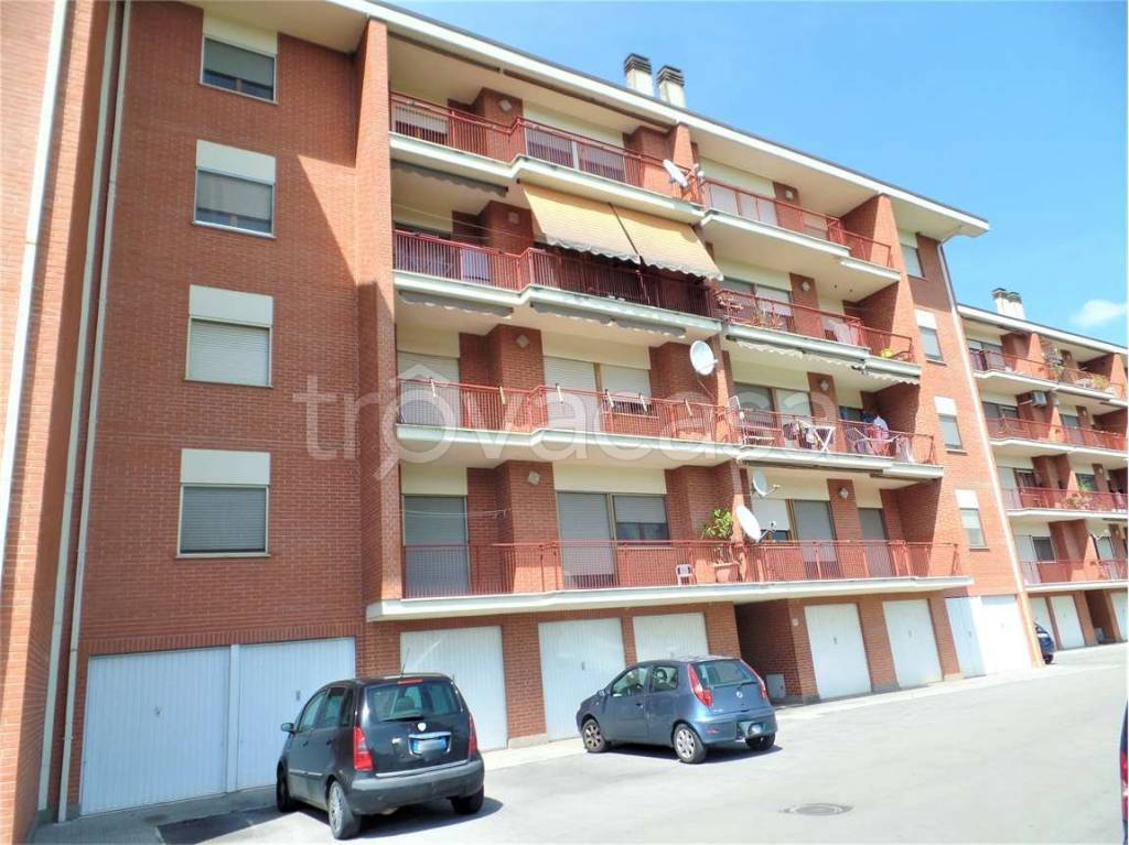 Appartamento in vendita ad Alatri via sicilia , 11