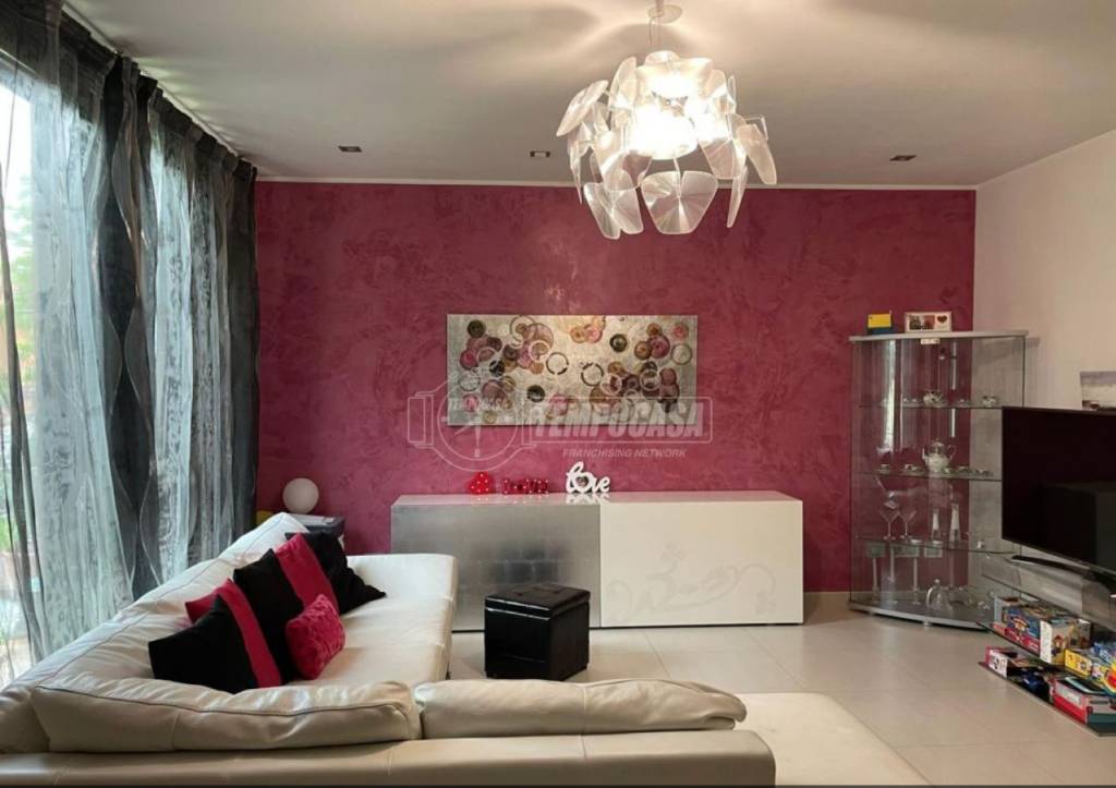 Villa a Schiera in vendita a Reggio nell'Emilia via Oscar Zanichelli