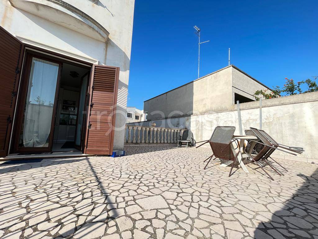 Villa in vendita a Lecce via Ruggero Leoncavallo