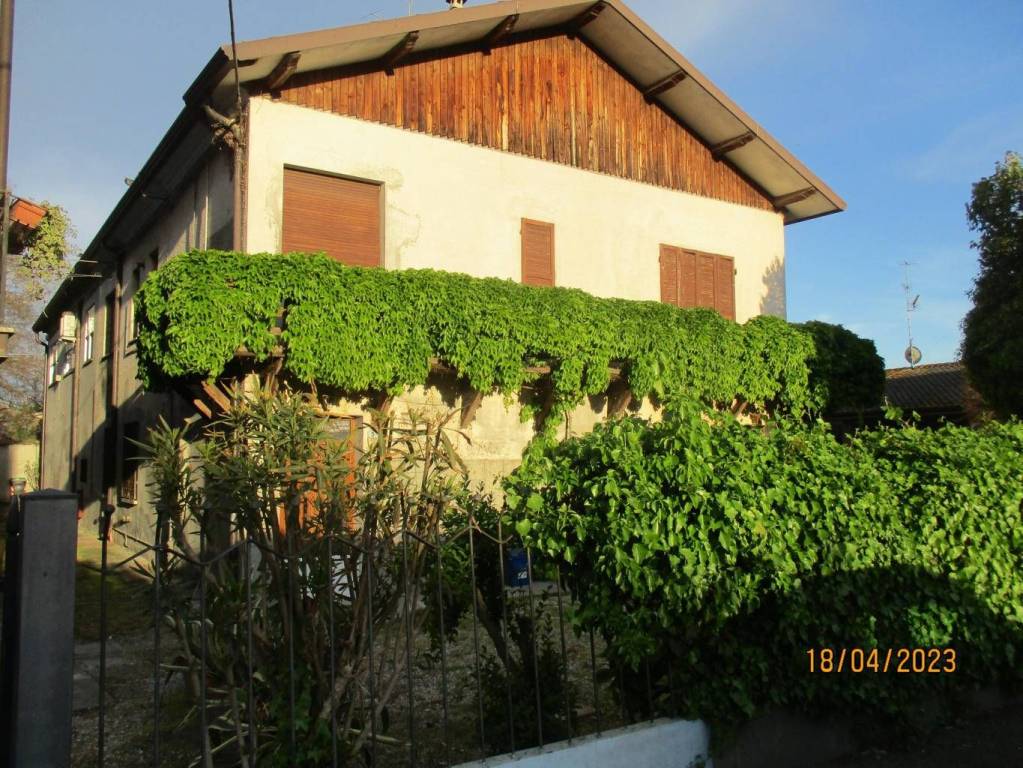 Villa Bifamiliare in vendita a Ostellato via Don Minzoni