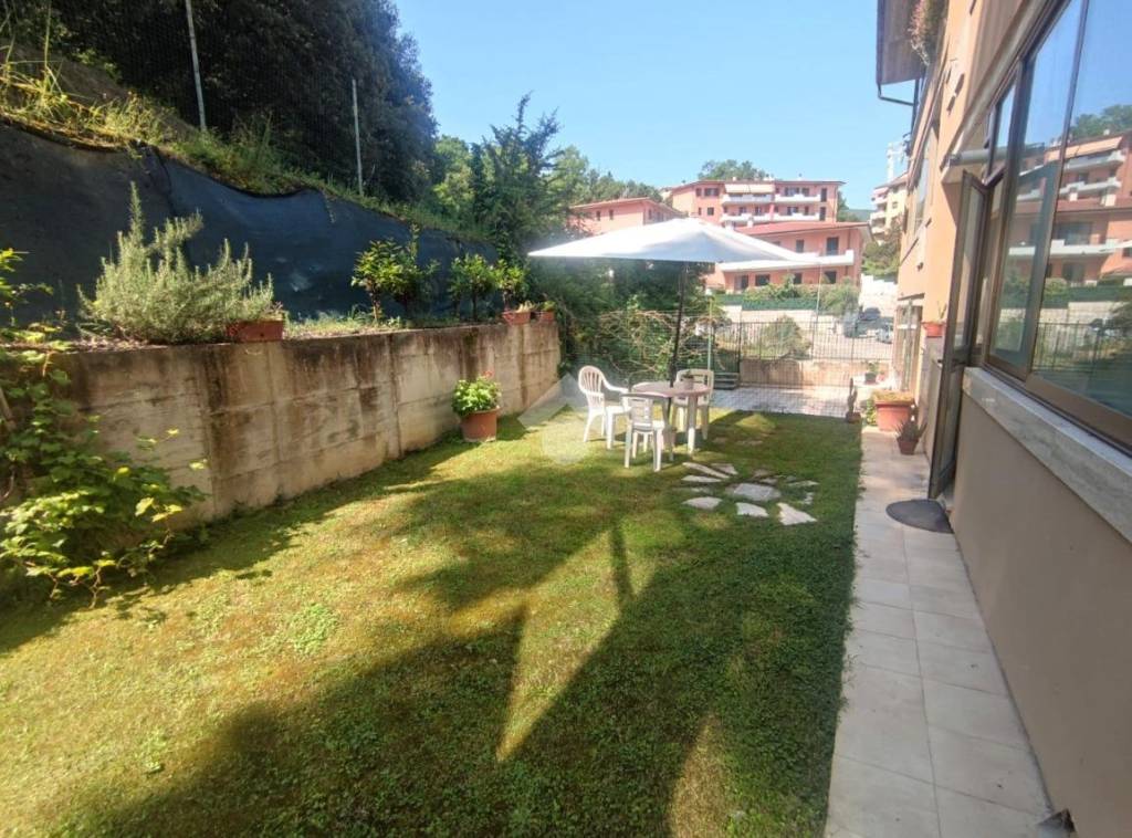 Appartamento in vendita a Folignano viale Aosta, 10