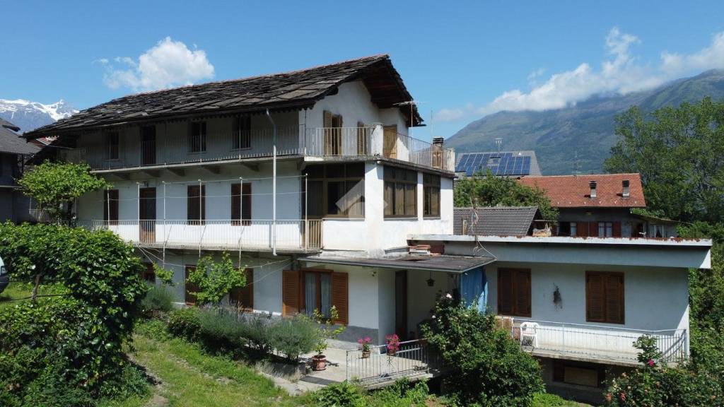 Casa Indipendente in vendita a Meana di Susa via Campo Castello