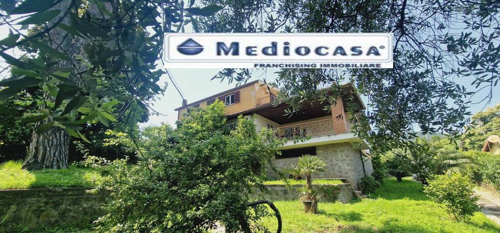 Villa in vendita a Velletri via dei Castagnoli, 89