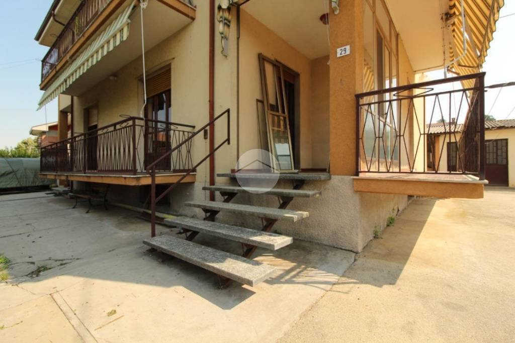 Appartamento in vendita a Sanfrè via Oscar Milano, 29