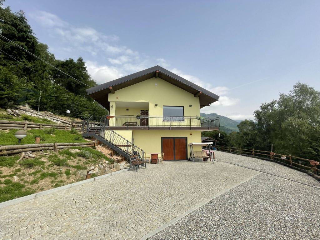 Villa in vendita a Colleretto Castelnuovo via Quinzeina 38