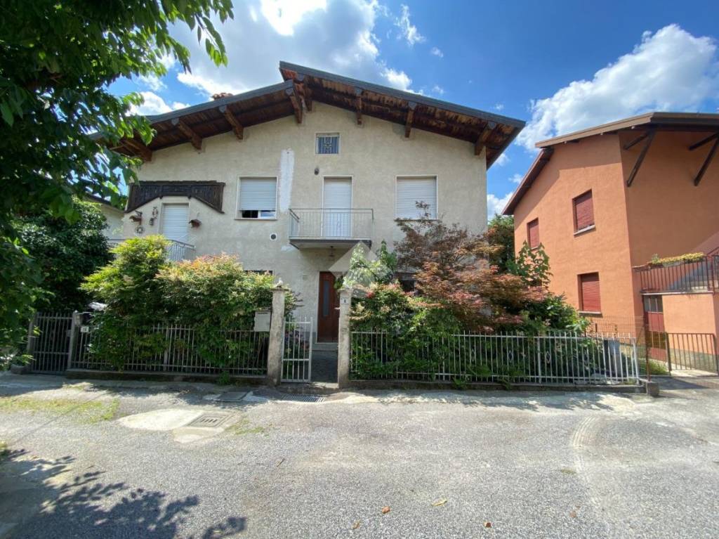Appartamento in vendita a Brivio via San Giuseppe, 8