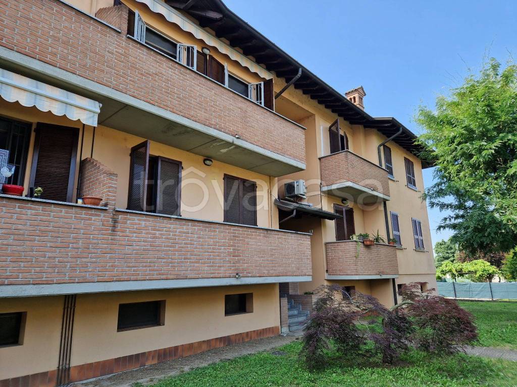 Appartamento in vendita a San Zenone al Lambro via Giacomo Matteotti, 13