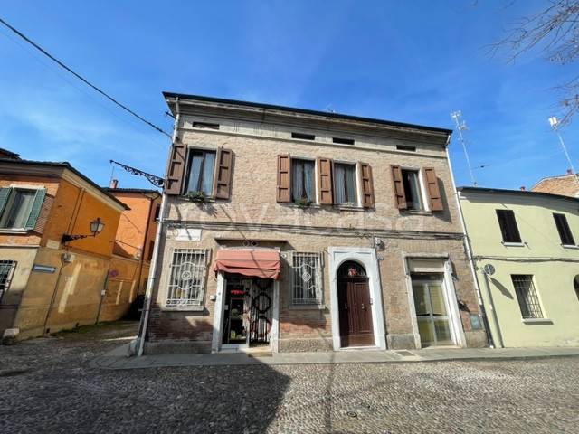 Casa Indipendente in vendita a Ferrara via Camposabbionario