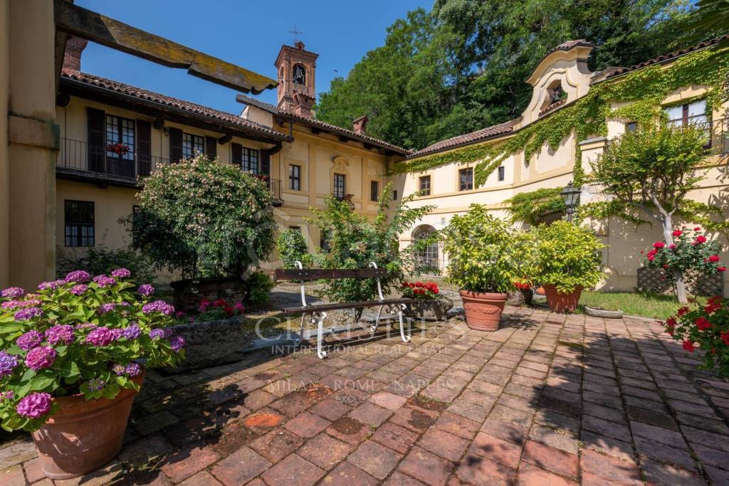 Villa in vendita a Mombello Monferrato via Roma