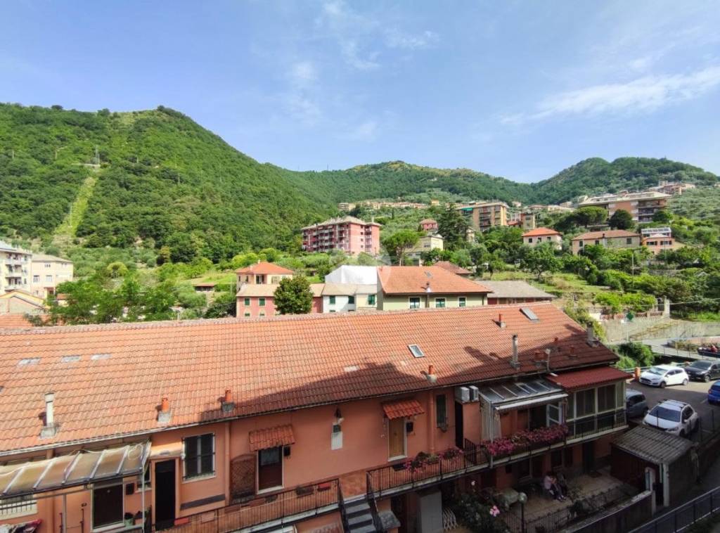 Appartamento in vendita a Genova via Emilio da Pozzo, 37