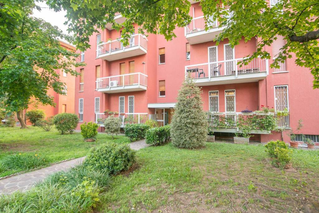 Appartamento in vendita a Cassano d'Adda via Amilcare Ponchielli