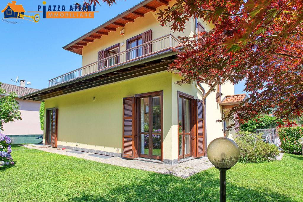 Villa in vendita a Marchirolo via Cavalier c. Scolari