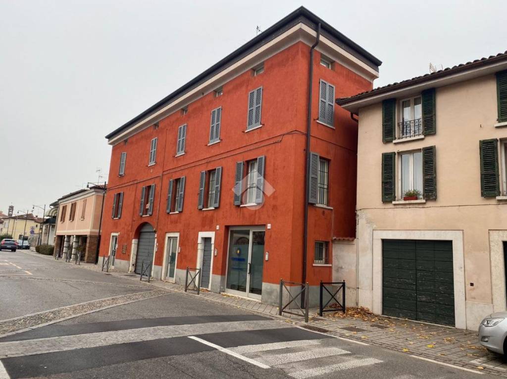 Negozio in vendita a Brescia via fornaci, 42