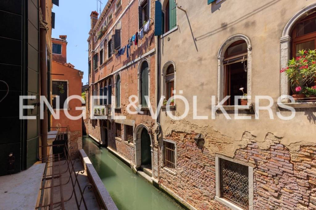 Appartamento in vendita a Venezia fondamenta de le Grue