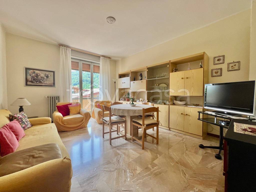 Appartamento in vendita a Casazza via Guglielmo Marconi, 2