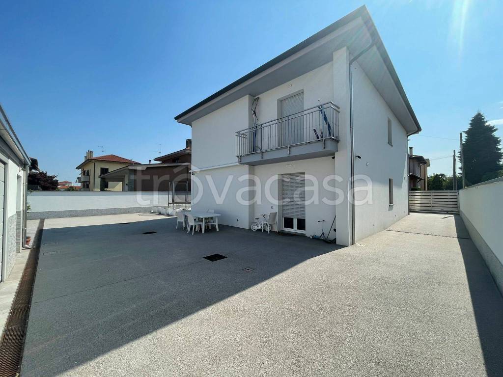 Villa Bifamiliare in vendita a Villa Cortese via Guglielmo Marconi, 36