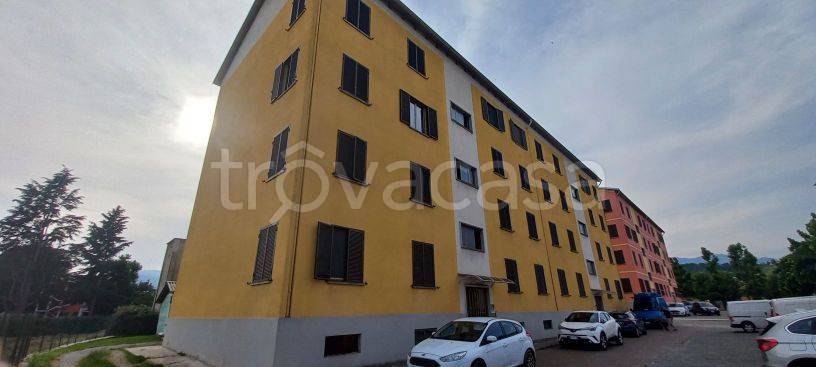 Appartamento in vendita a Vigliano Biellese via Spina, 10