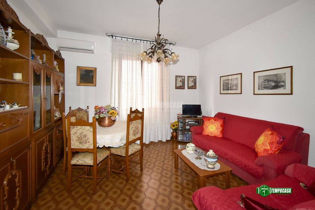 Villa in vendita a Brugherio via Ippolito Nievo