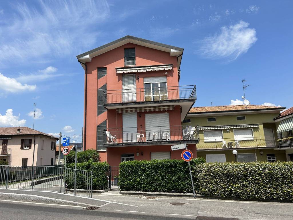 Appartamento in vendita a Luisago via Alessandro Volta, 38