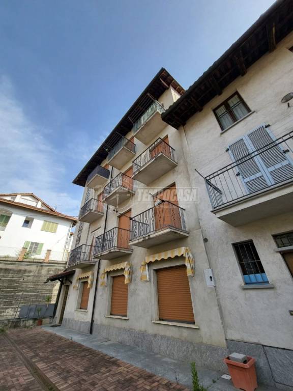 Appartamento in vendita a Guarene via Casoli, 3