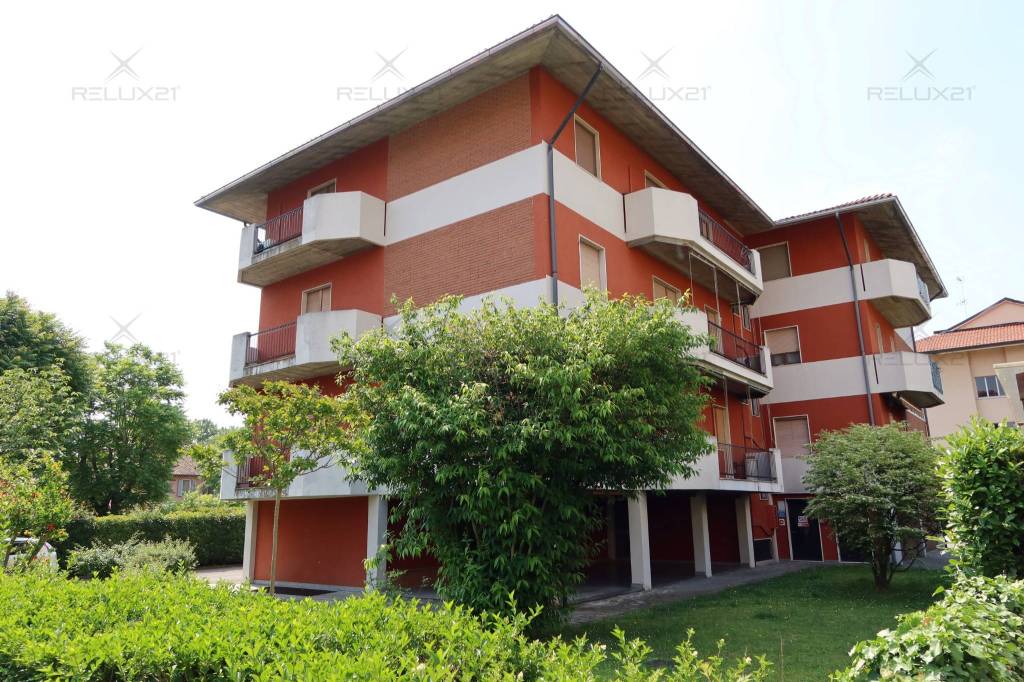 Appartamento in vendita a Pavia via Teodoro Lovati, 22