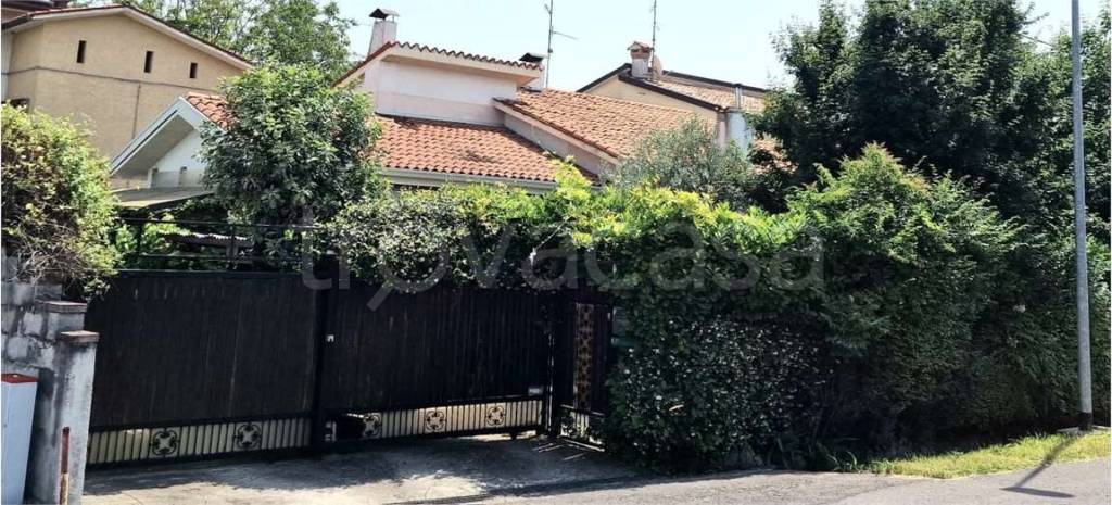 Villa in vendita a Ronchi dei Legionari via Rossini