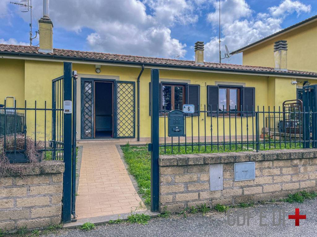 Villa a Schiera in vendita a Vetralla via Domenico Baghini