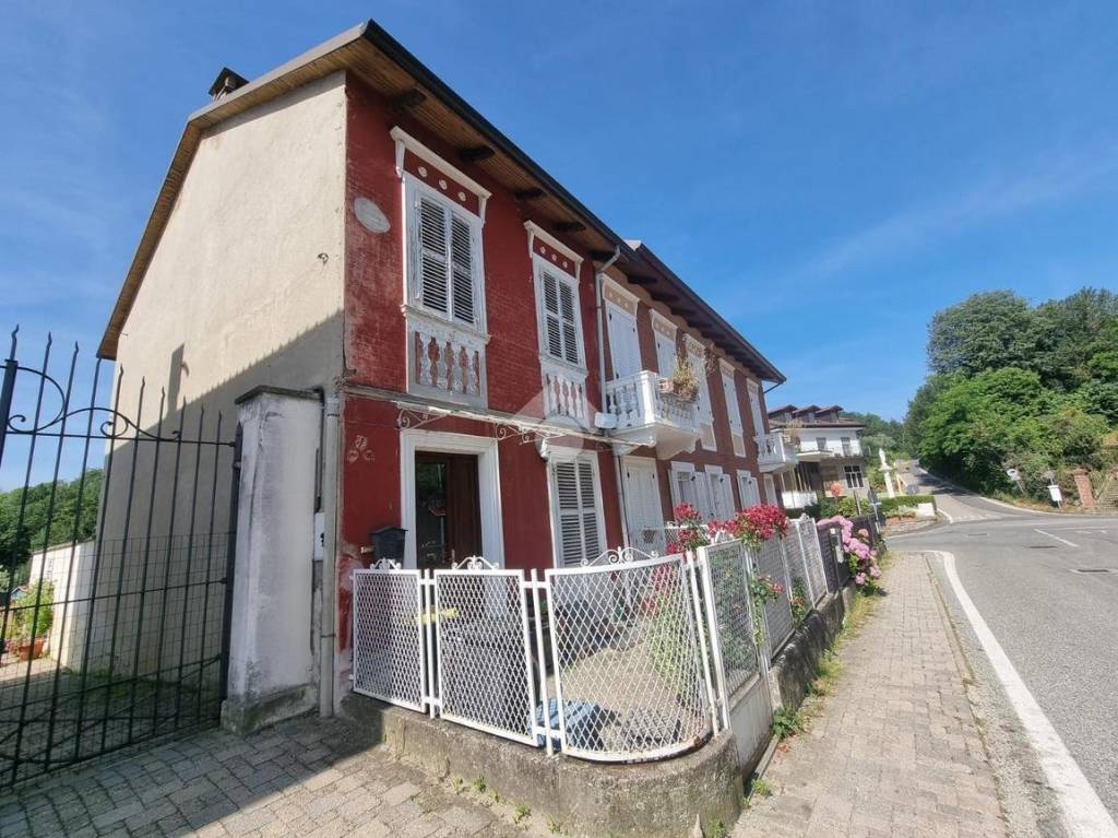 Casa Indipendente in vendita a Gassino Torinese via roma, 11