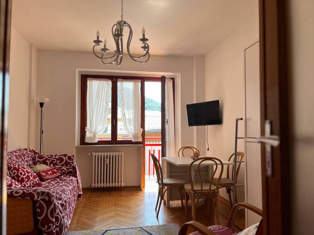 Appartamento in affitto a Bardonecchia viale Callet, 19