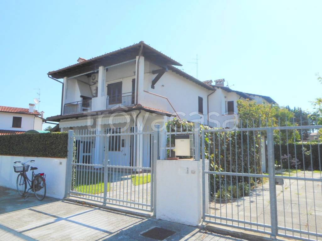 Villa a Schiera in vendita a Comacchio viale Danimarca, 39