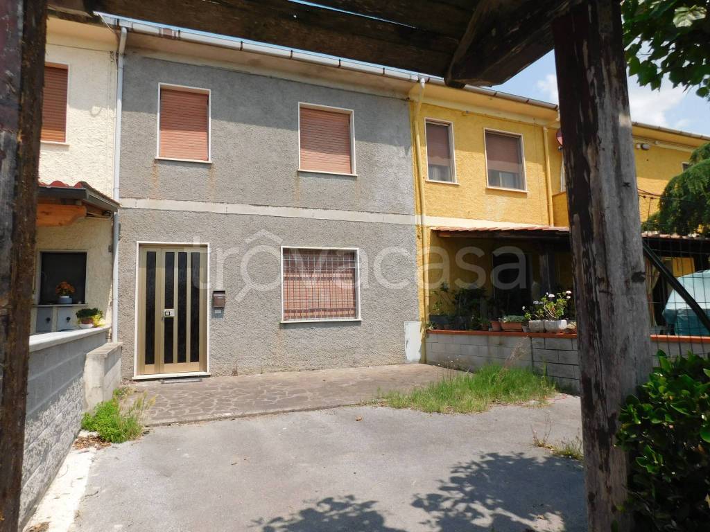Casa Indipendente in vendita a San Giuliano Terme località Erbosa