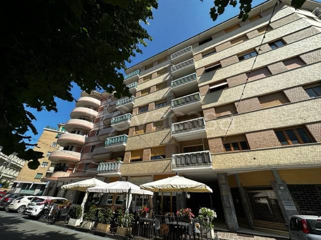 Appartamento in vendita ad Acqui Terme piazza Giacomo Matteotti, 4