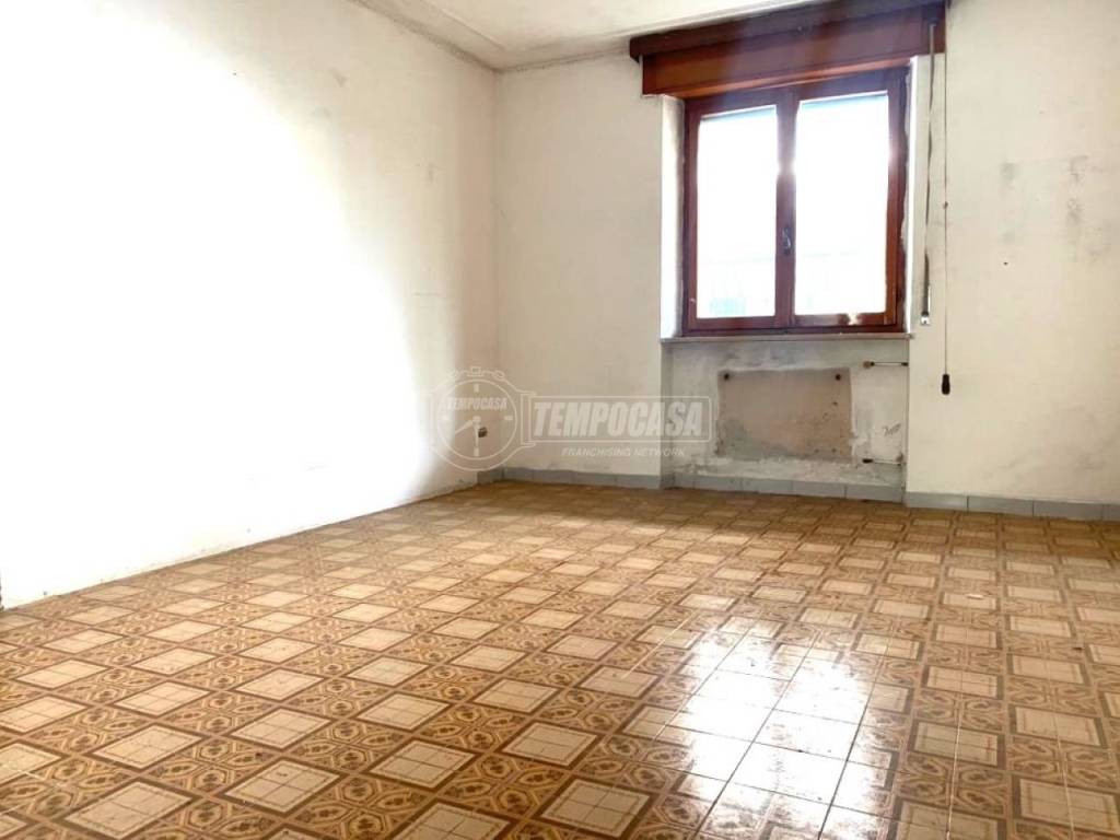 Appartamento in vendita a Sant'Egidio alla Vibrata via Camillo Benso Conte di Cavour 18