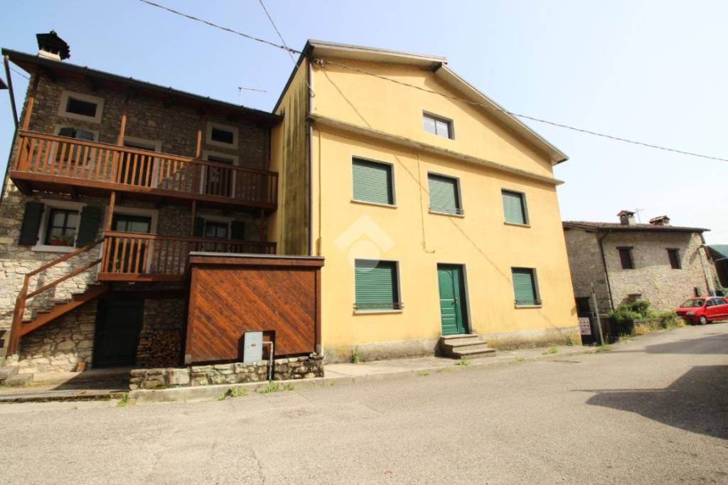 Villa in vendita a San Leonardo via Scrutto, 69