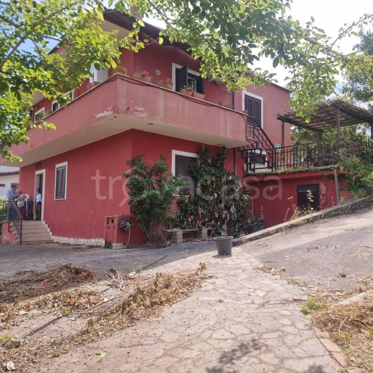 Villa in vendita ad Aprilia via Cevedale, 5