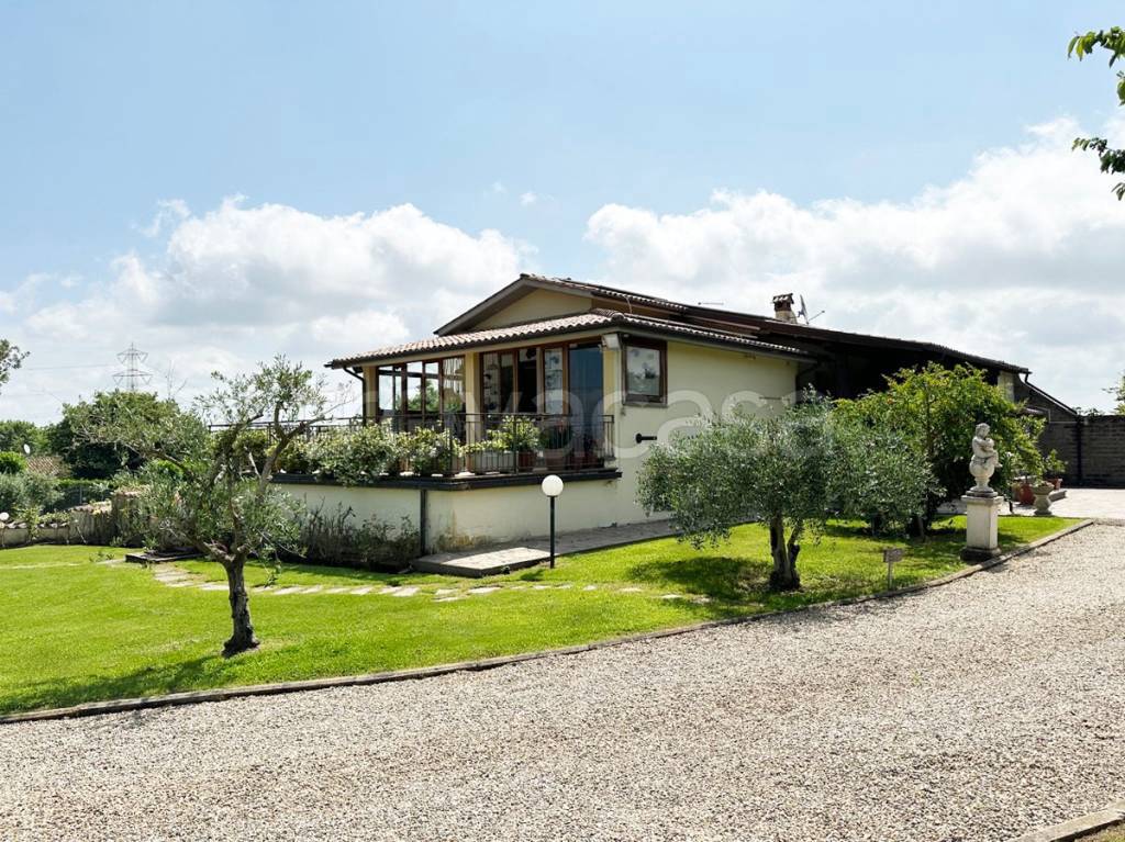 Villa in vendita a Monterosi via Degli Uccelletti , 87