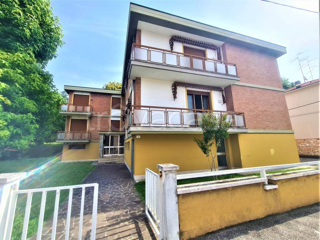 Appartamento in vendita a Luzzara via Giuseppe Garibaldi