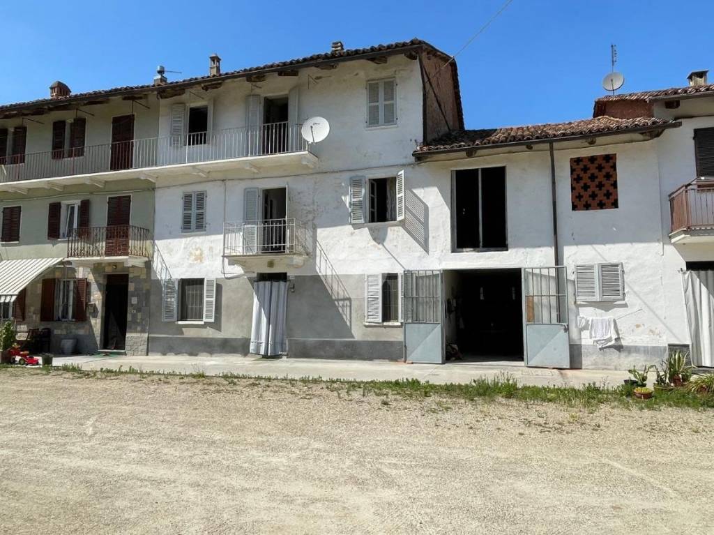 Casa Indipendente in vendita a San Damiano d'Asti frazione gorzano
