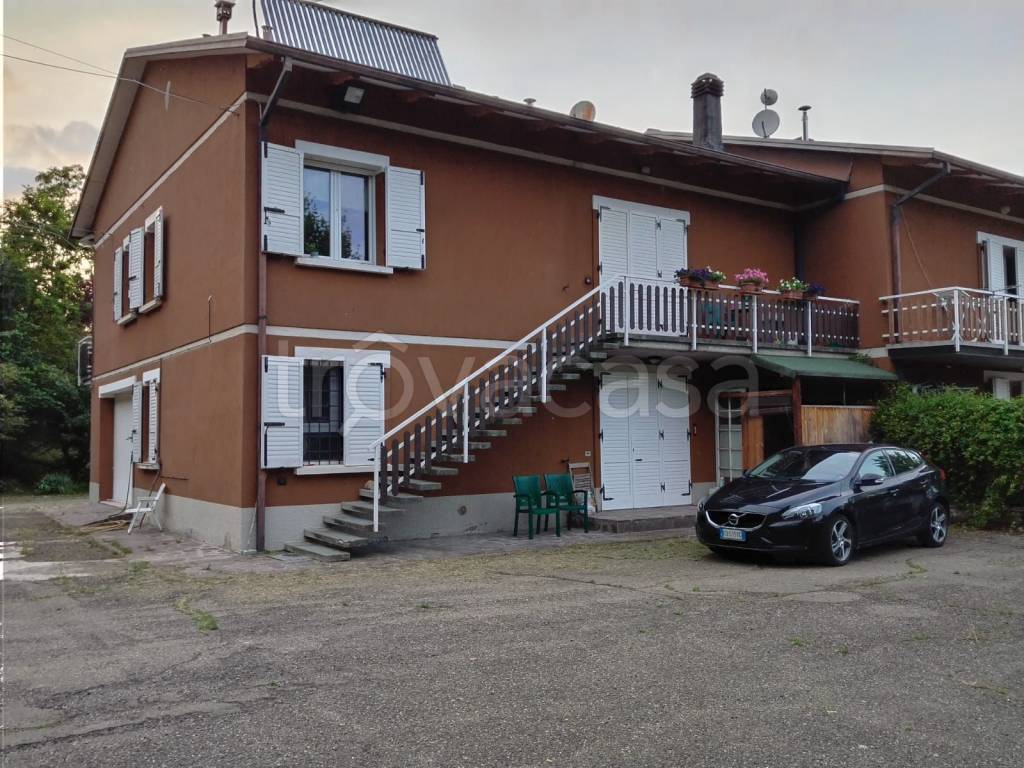 Villa Bifamiliare in in vendita da privato a Prignano sulla Secchia via Ca' Mazzoni, 195